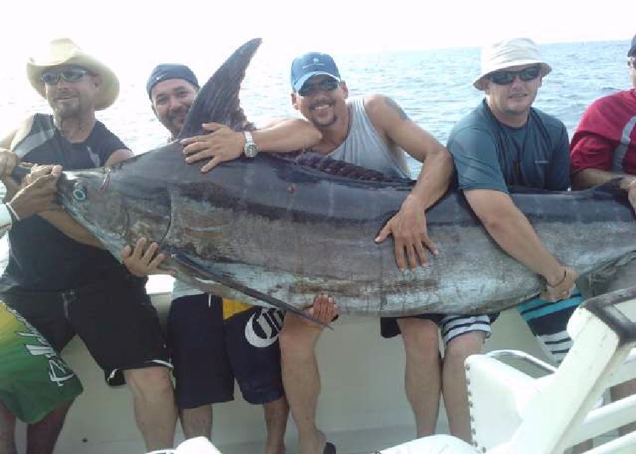 Iwaysys Excursiones en Punta Cana - Pesca de altura de 4h en Punta Cana-Bavaro